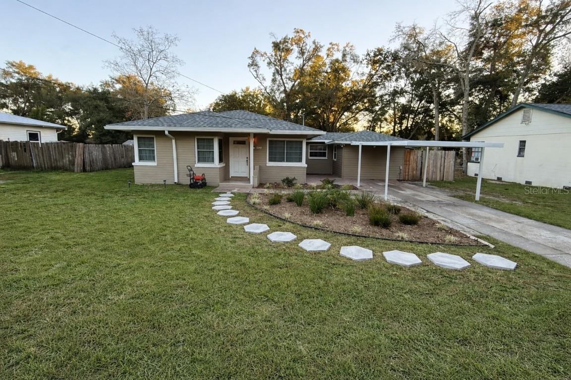 1040 Dorothy St., Lakeland, FL 33815