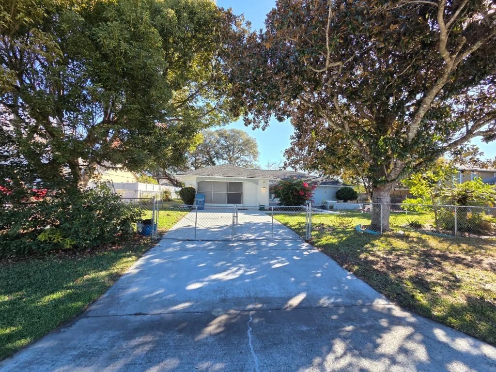 2202 Perry Ave., Spring Hill, FL 34609