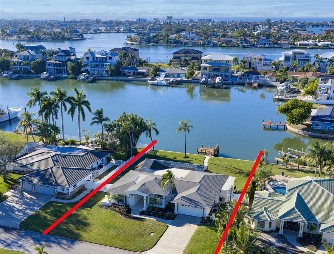 402 Harbor View Ln., Largo, FL 33770