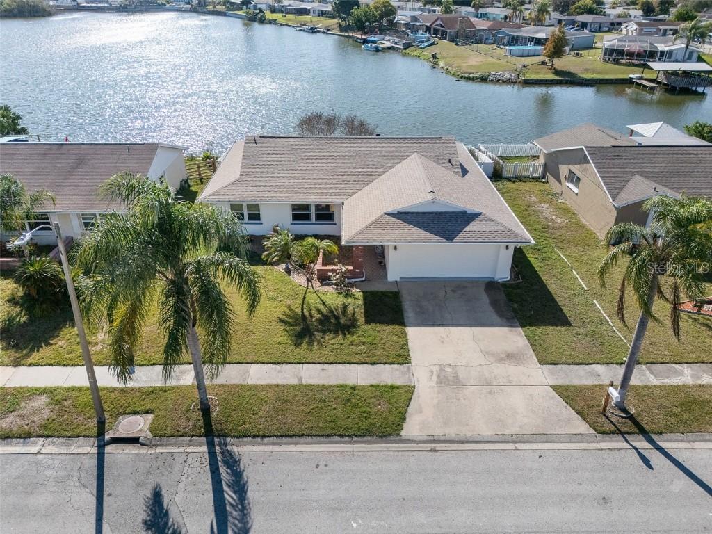 3162 Jackson Dr., Holiday, FL 34691