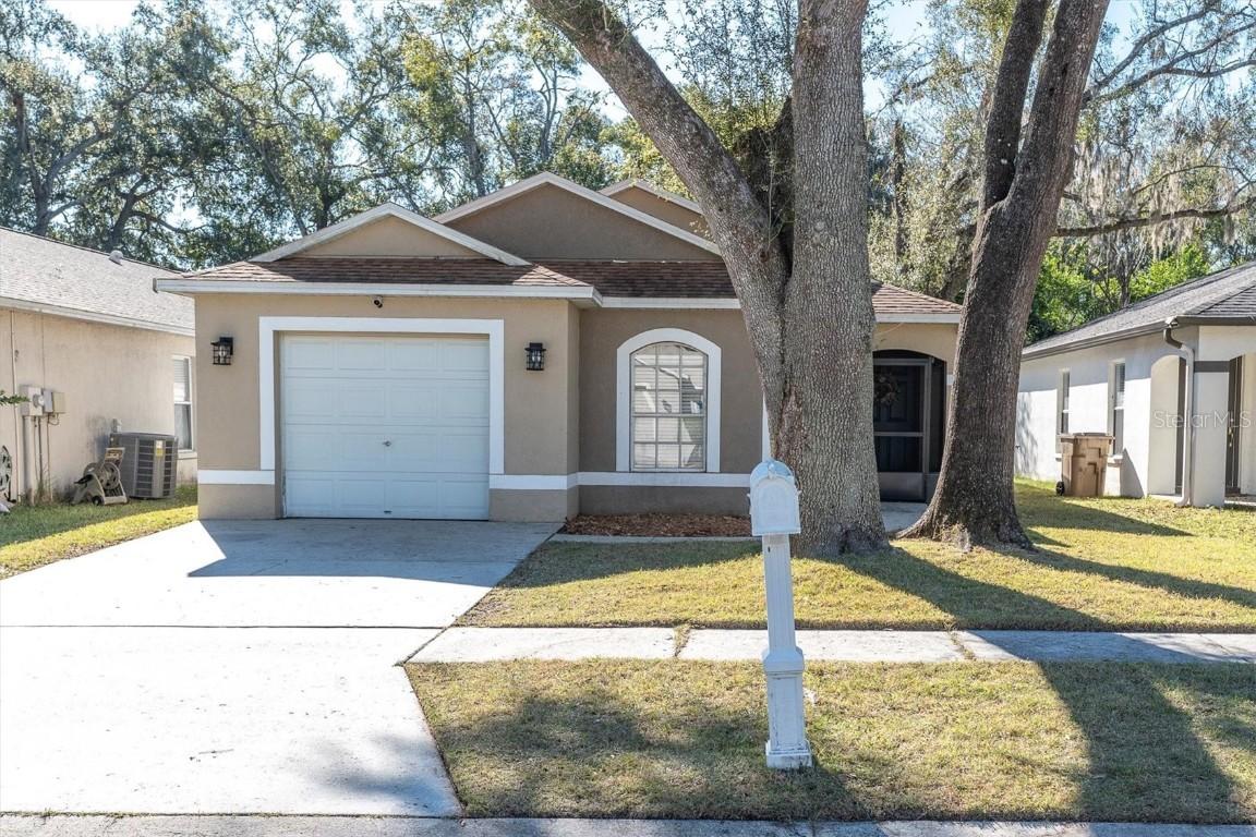 8729 Morrison Oaks Ct., Temple Terrace, FL 33637