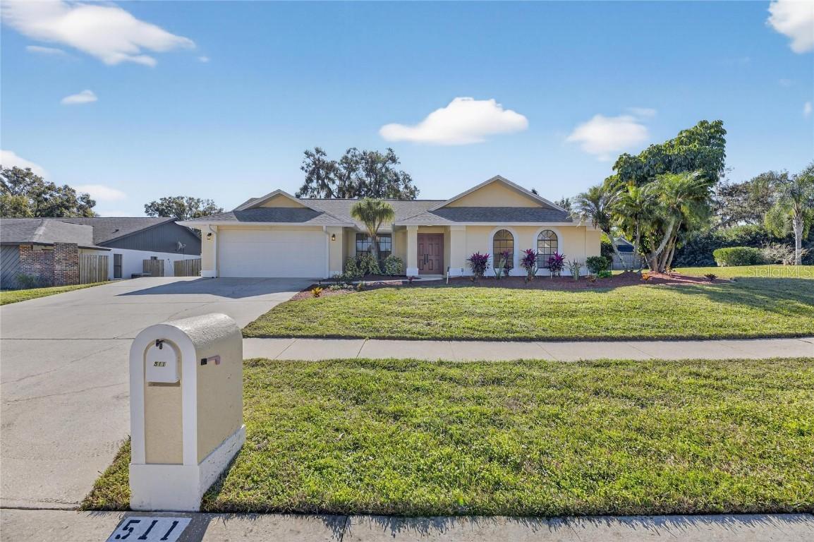 511 Sportsman Park Dr., Seffner, FL 33584