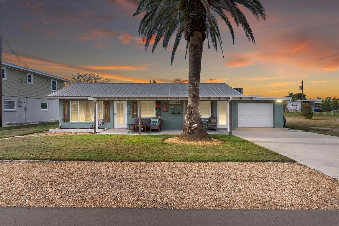 4524 106th St., Bradenton, FL 34210