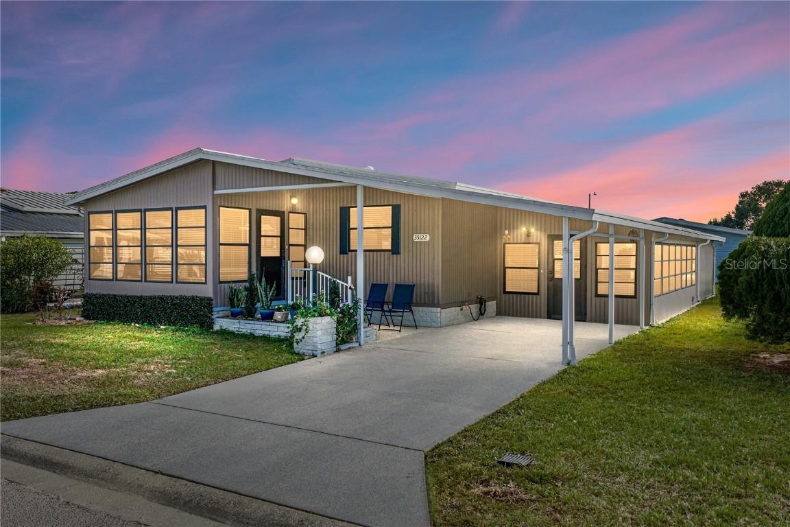 35122 Mcculloughs Leap, Zephyrhills, FL 33541