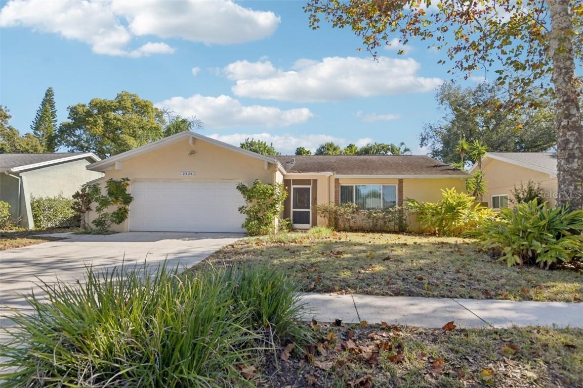 2329 E Orangehill Ave., Palm Harbor, FL 34683