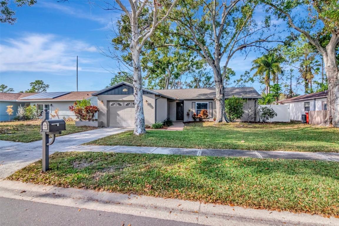 12418 84th Way, Largo, FL 33773