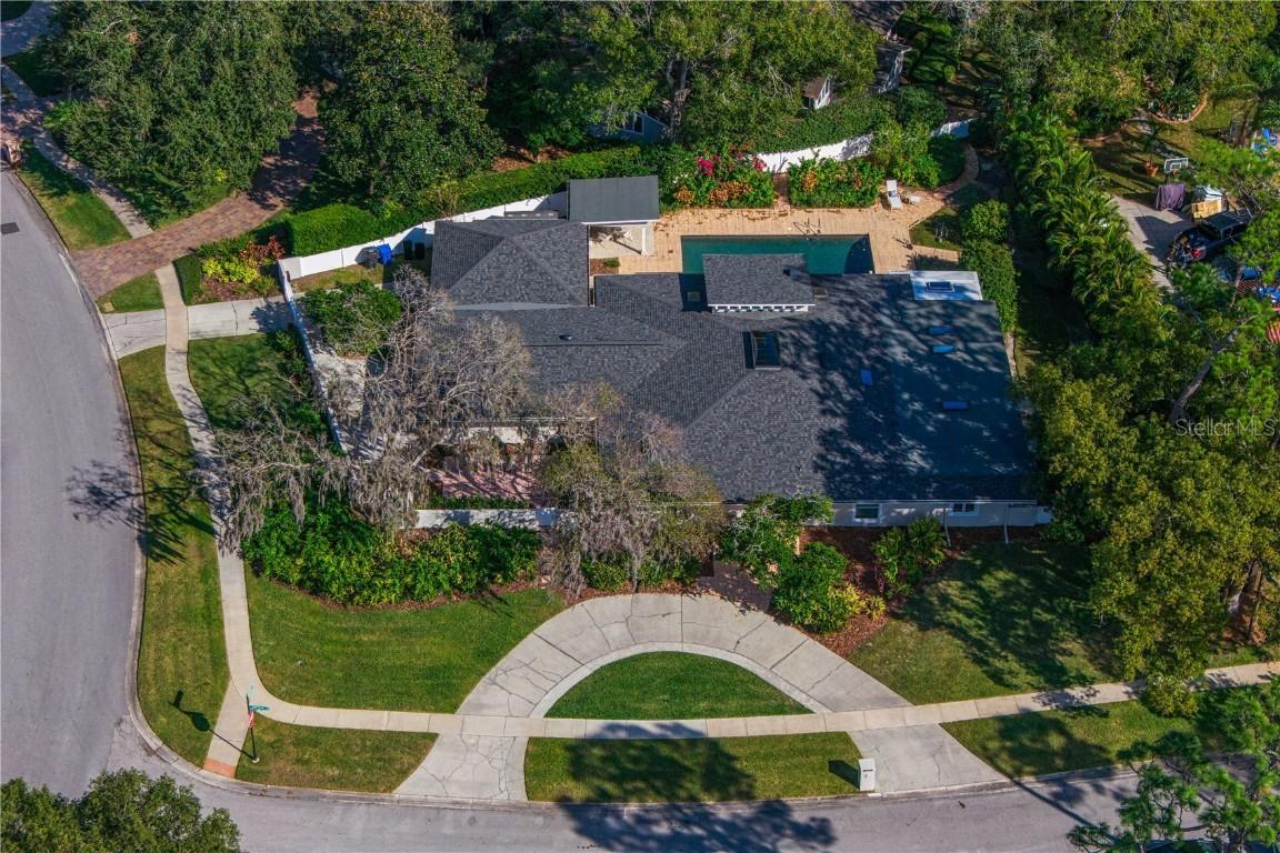 12915 Golf Crest Ter., Tampa, FL 33618