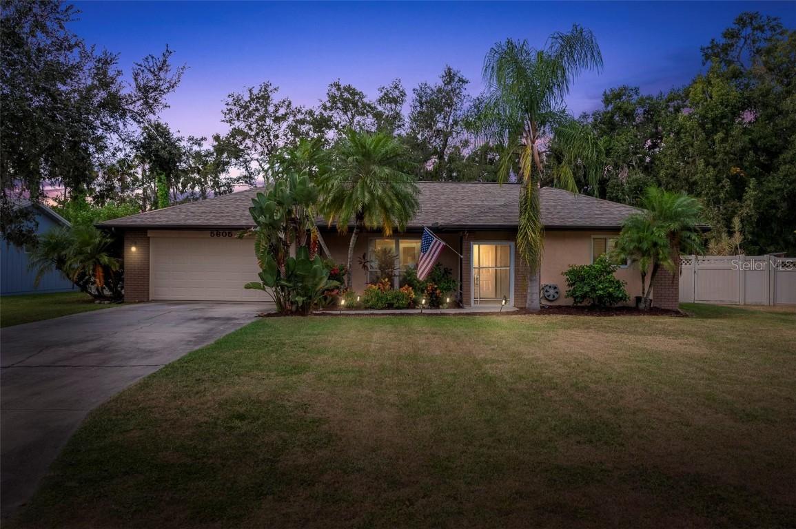 5605 78th Ave., Palmetto, FL 34221