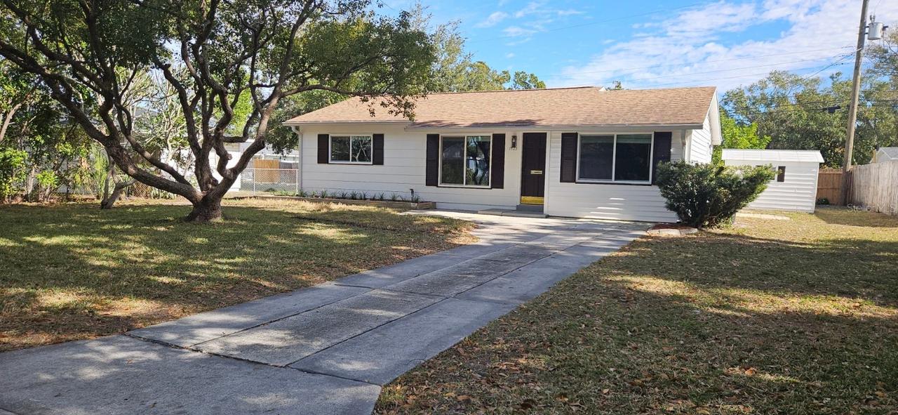 7523 Meadowlawn Dr., St Petersburg, FL 33702