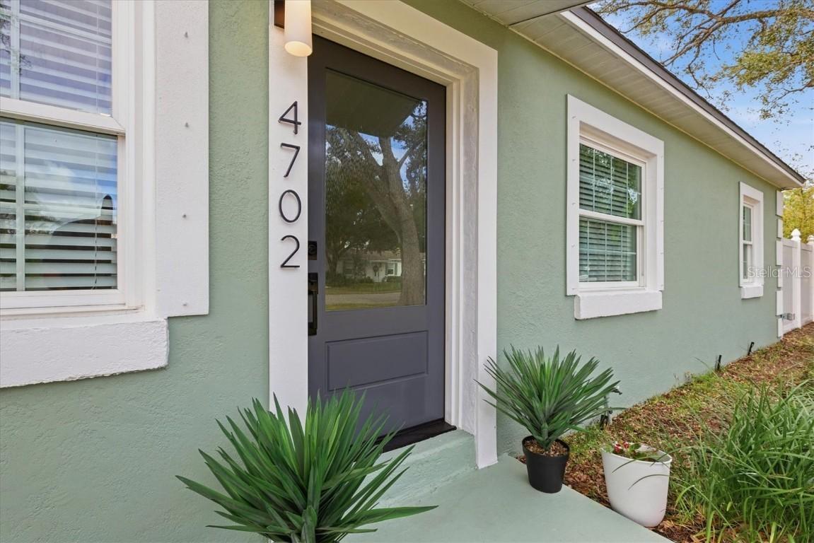 4702 W Bay View Ave., Tampa, FL 33611