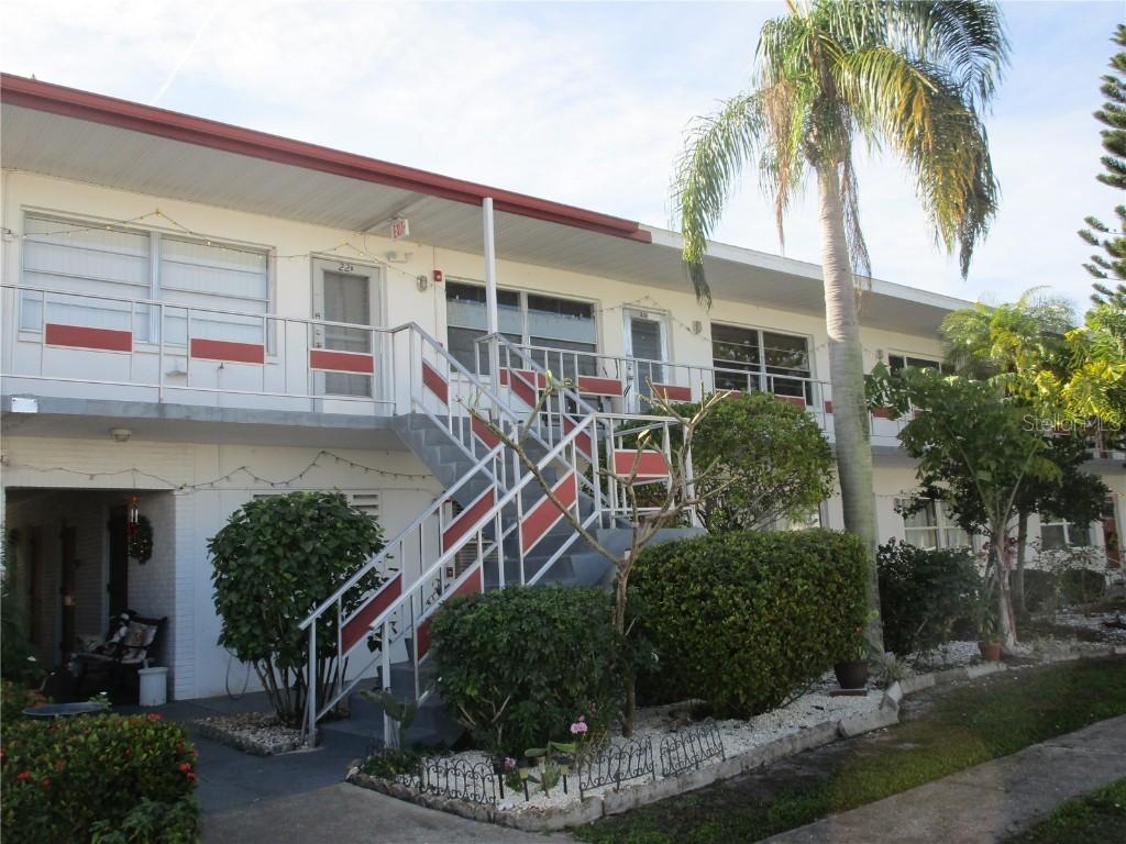 1900 58th Ave. #22, St Petersburg, FL 33714