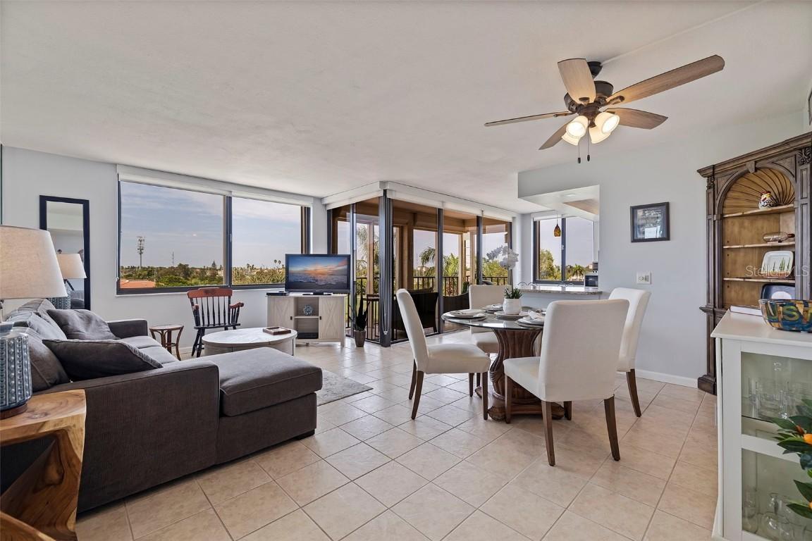 6104 Palma Del Mar Blvd. #404, St Petersburg, FL 33715