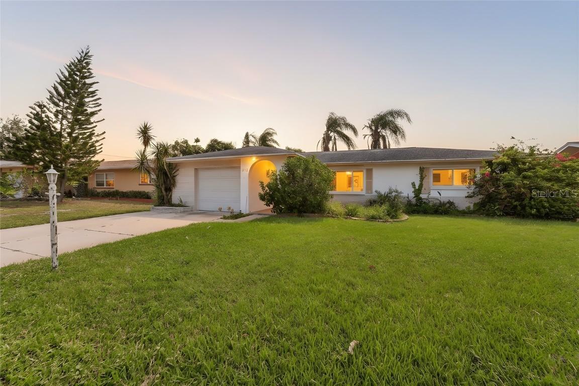 2127 Scotland Dr., Clearwater, FL 33763