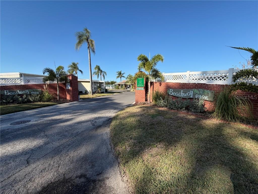 5494 Fairfield Ave. #9, Gulfport, FL 33707