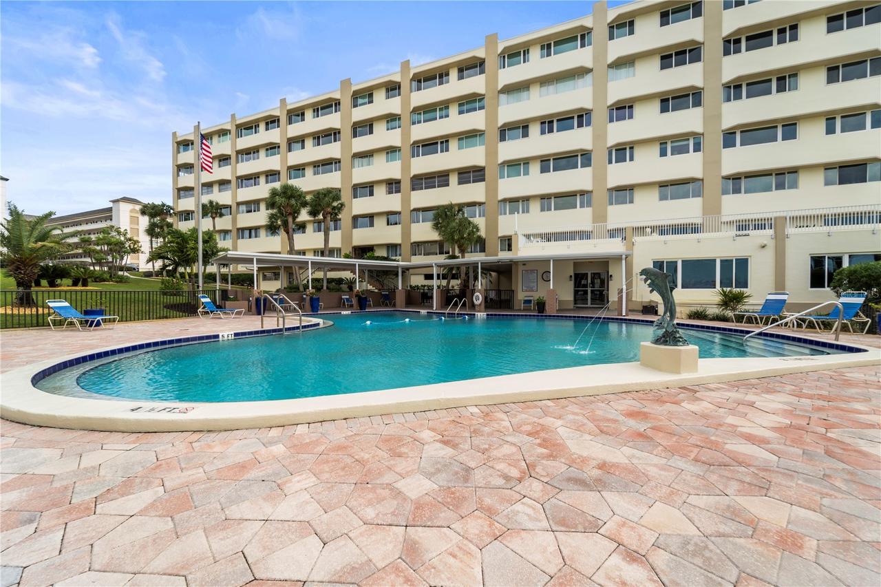 100 Bluff View Dr. #609A, Belleair Bluffs, FL 33770