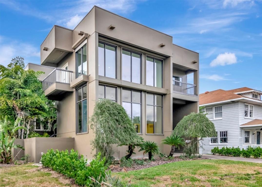 825 Bayshore Blvd. #1/2, Tampa, FL 33606