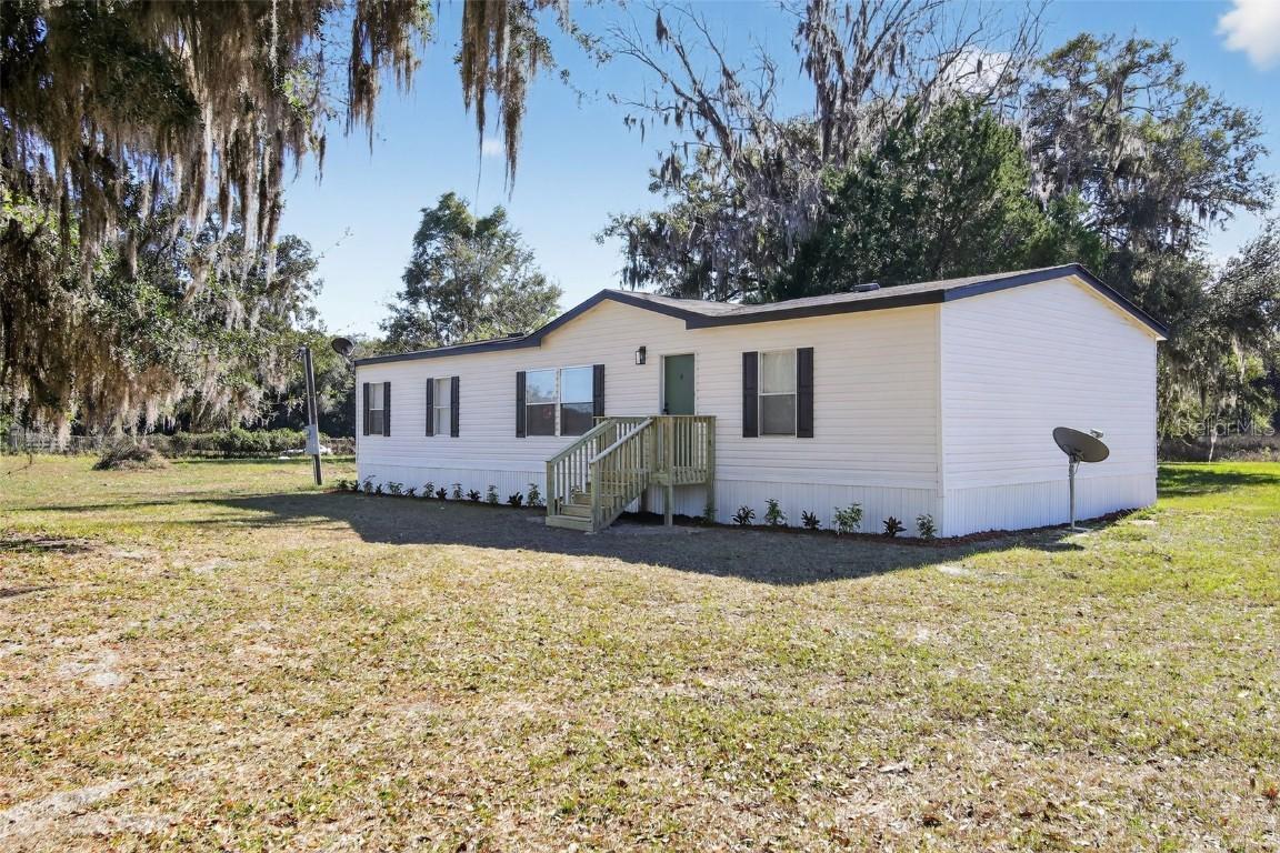 21690 NE 40th St., Williston, FL 32696
