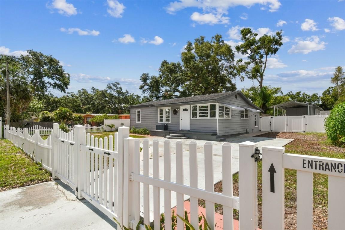 1510 W Powhatan Ave., Tampa, FL 33603