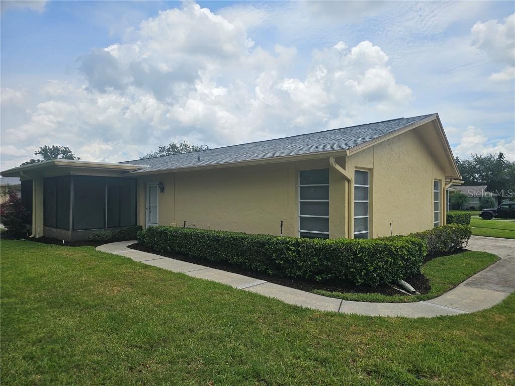 1107 Queen Anne Dr. #C, Palm Harbor, FL 34684