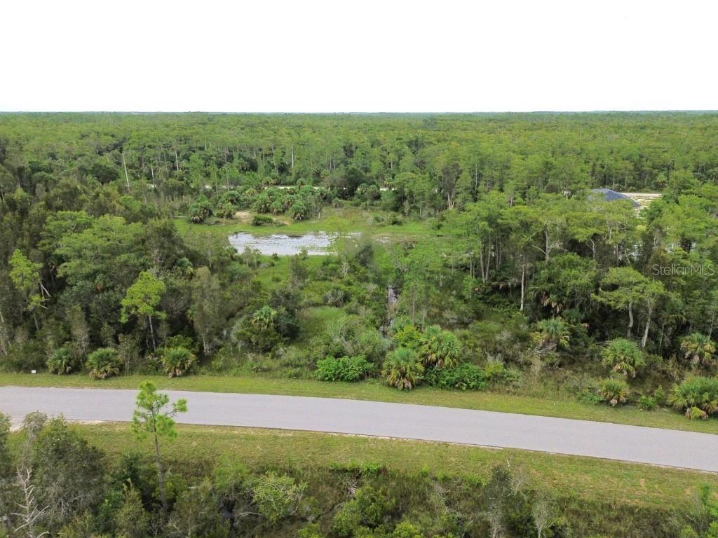 482 Westchester Dr., Lehigh Acres, FL 33972