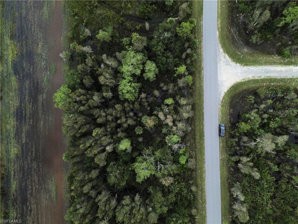 486 Westchester Dr., Lehigh Acres, FL 33972