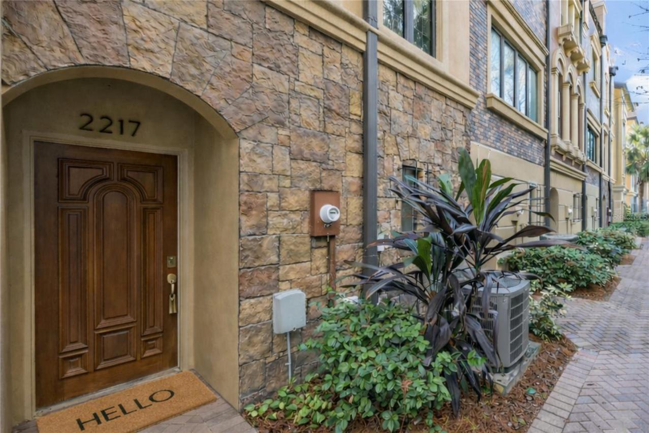 2217 Soho Bay Ct., Tampa, FL 33606