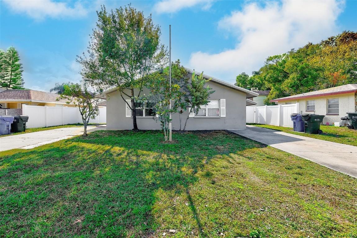 969 2nd Ave., Largo, FL 33770