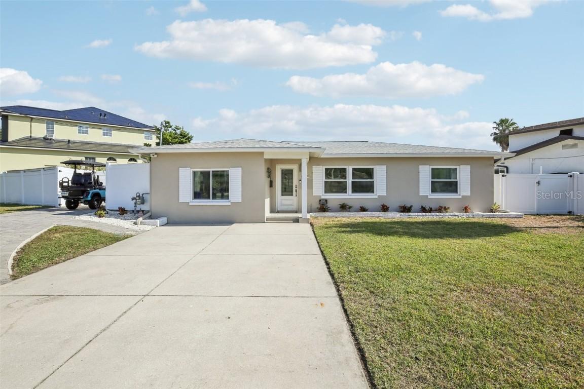 5467 Bayou Grande Blvd., St Petersburg, FL 33703