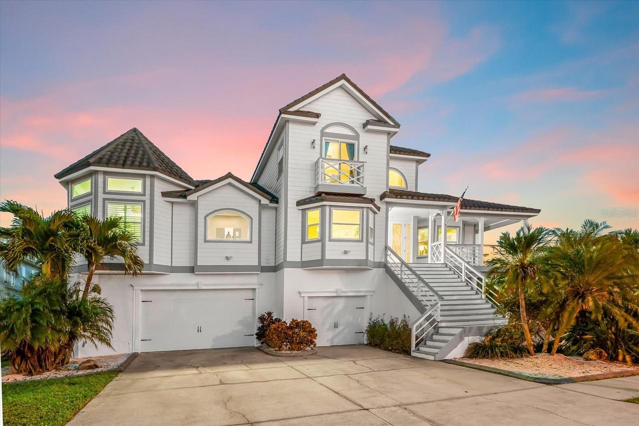 2002 Alexis Ct., Tarpon Springs, FL 34689