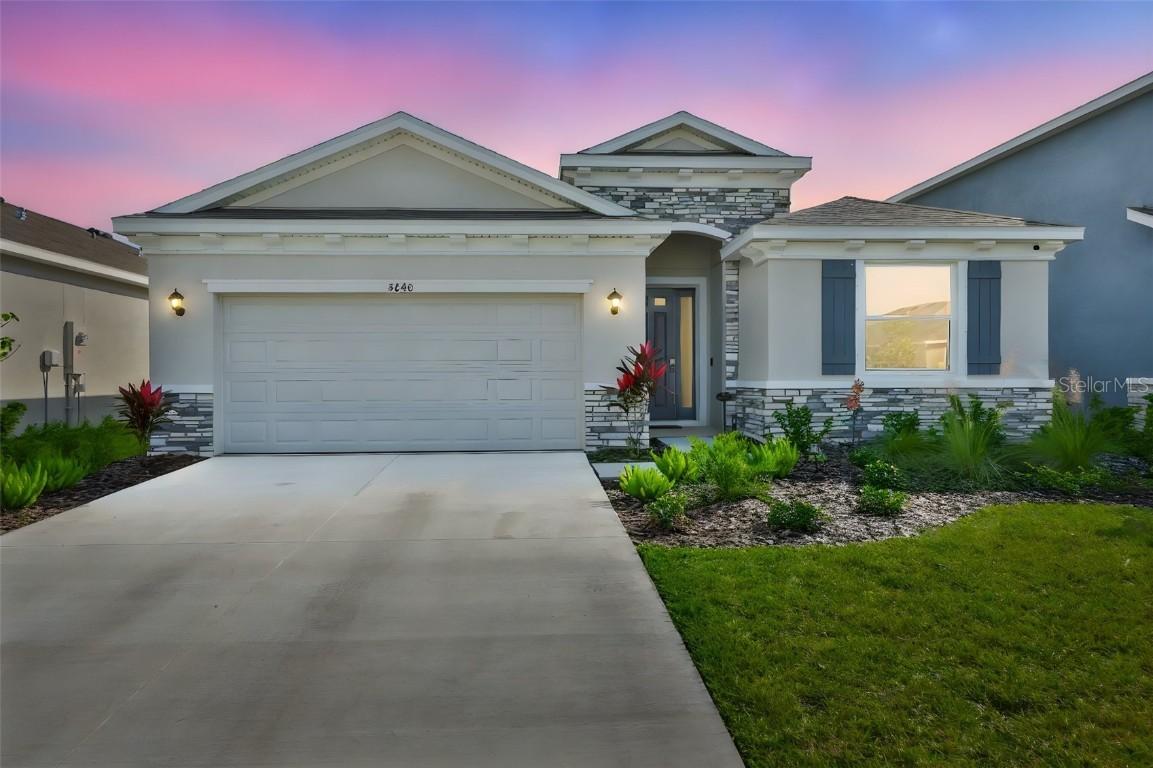 5640 Silver Moonlight Dr., Palmetto, FL 34221