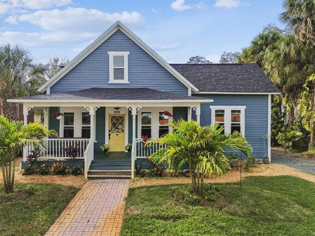 305 Grand Blvd., Tarpon Springs, FL 34689