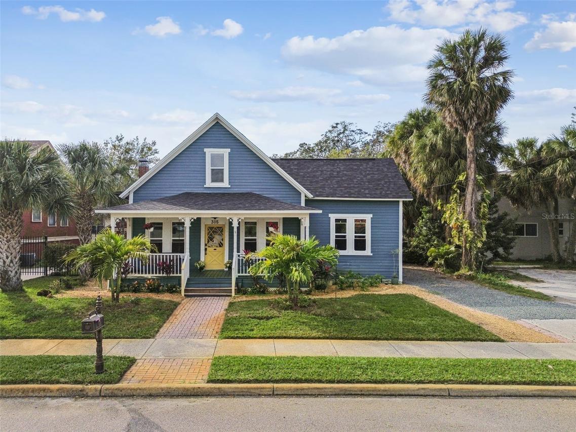 305 Grand Blvd., Tarpon Springs, FL 34689