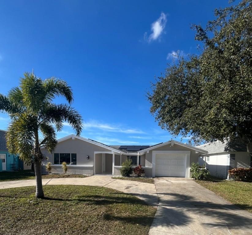 3631 Grayton Dr., New Port Richey, FL 34652