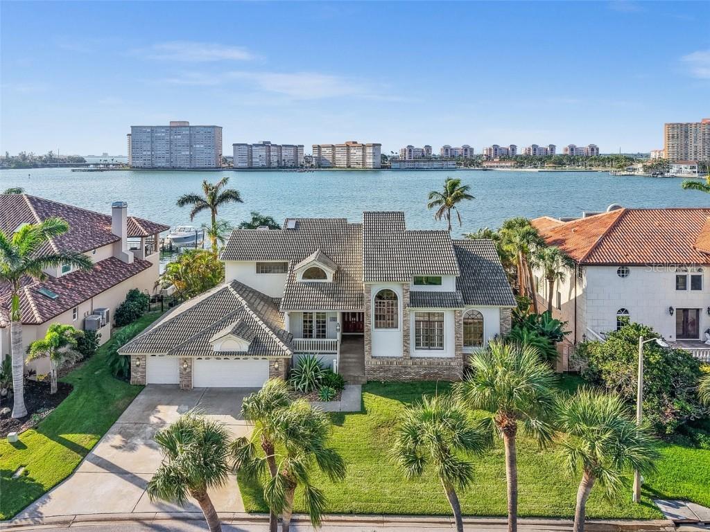 5287 61st Ave., St Petersburg, FL 33715