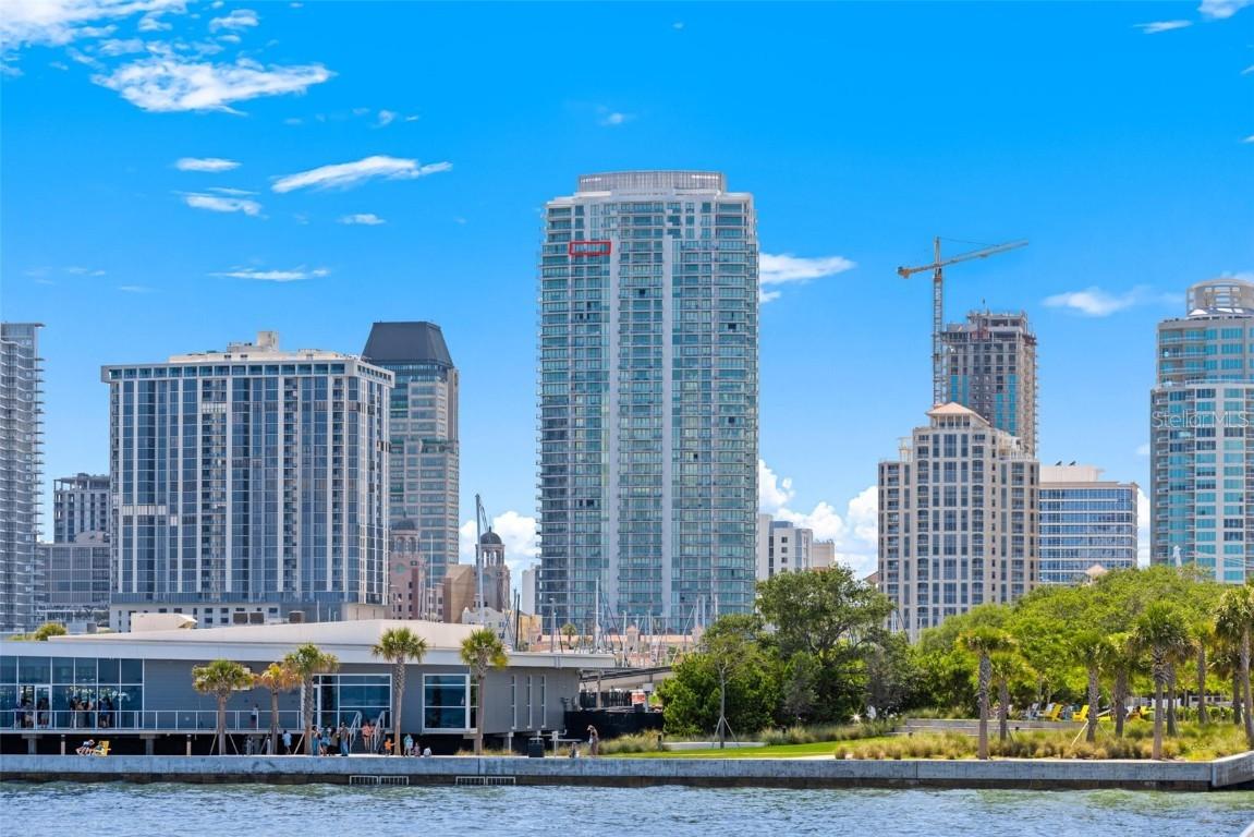 100 1st Ave. #3902, St Petersburg, FL 33701