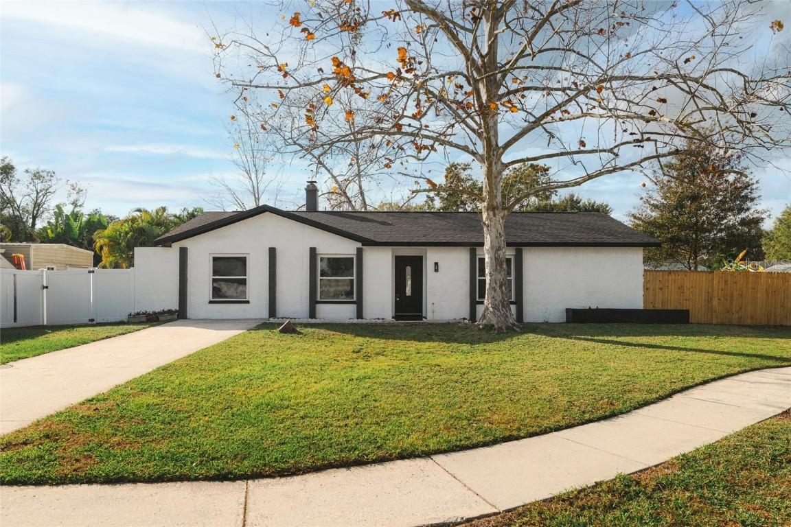 3206 Las Brisas Dr., Riverview, FL 33578