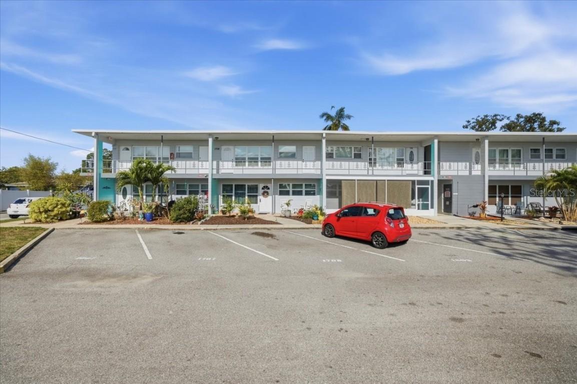 5861 42nd Ter. #1608, Kenneth City, FL 33709