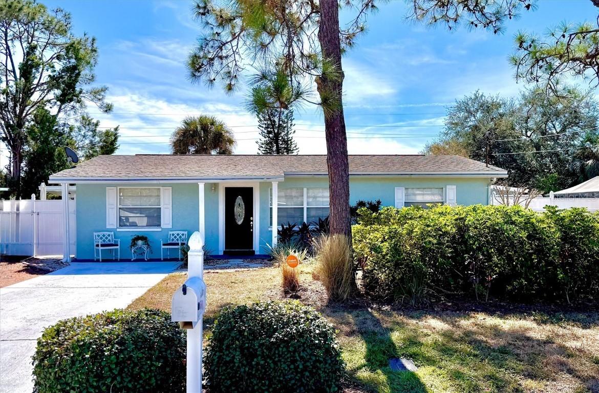 3306 W Wallace Ave., Tampa, FL 33611