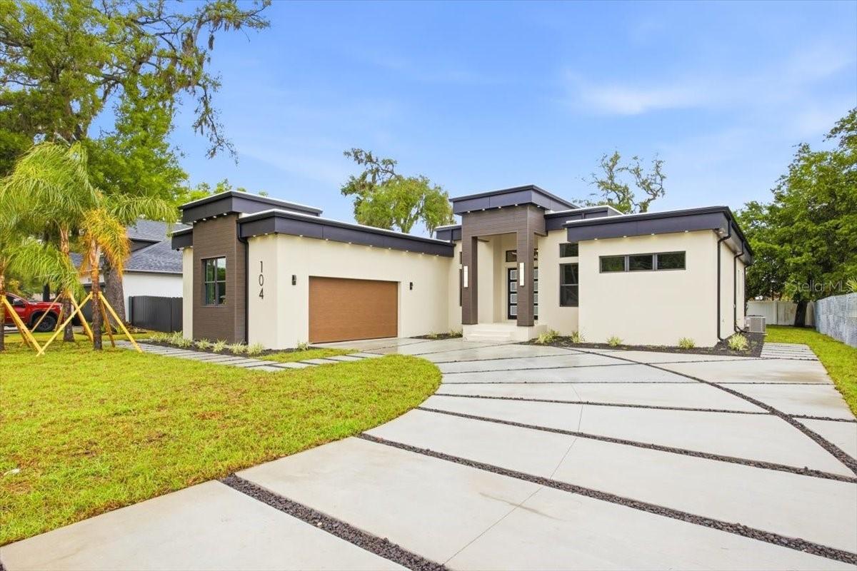 104 S Maki Rd., Plant City, FL 33563