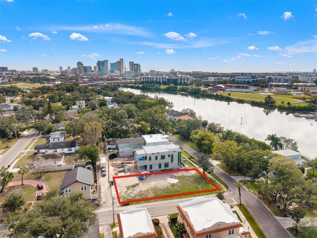 2313 N Riverside Dr., Tampa, FL 33602