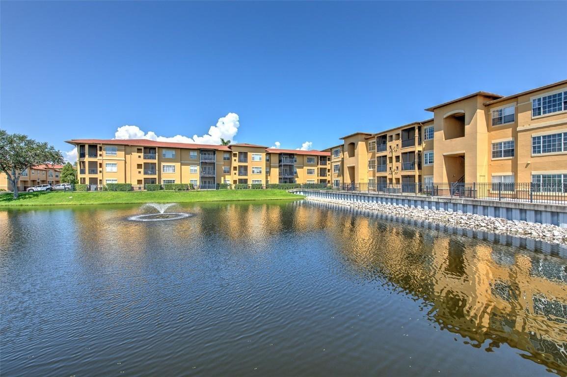 4323 Bayside Village Dr. #319, Tampa, FL 33615