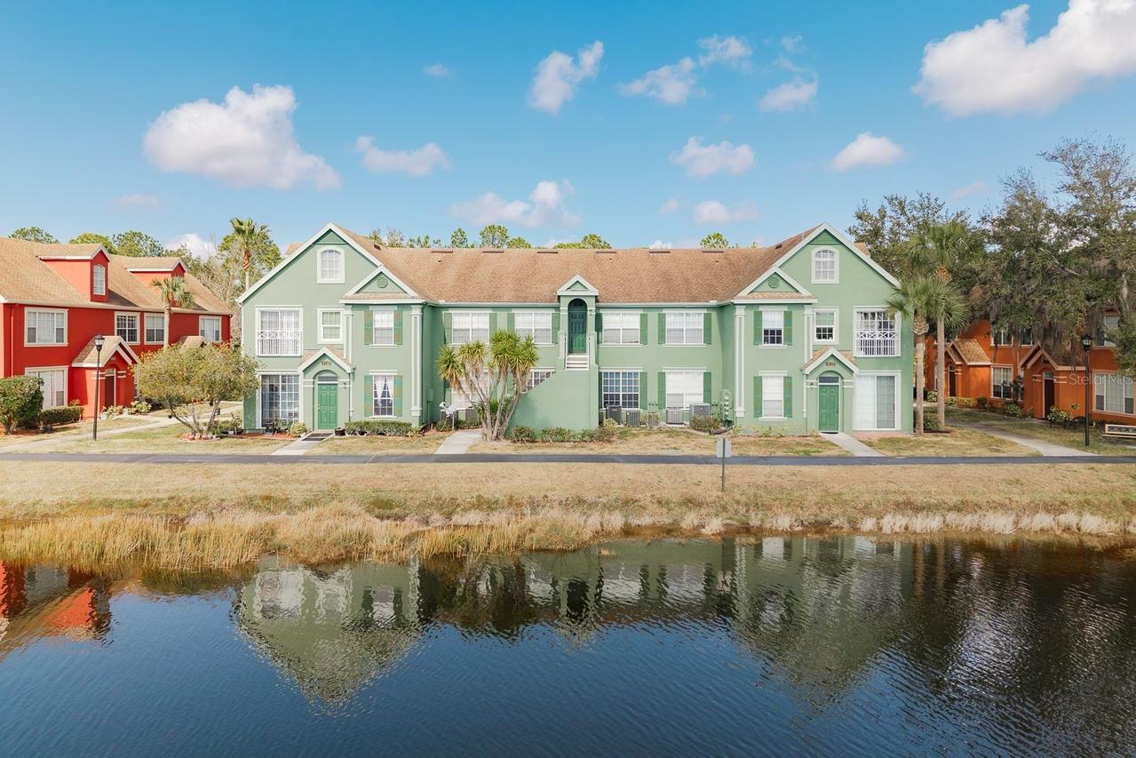 9170 Lake Chase Island Way, Tampa, FL 33626