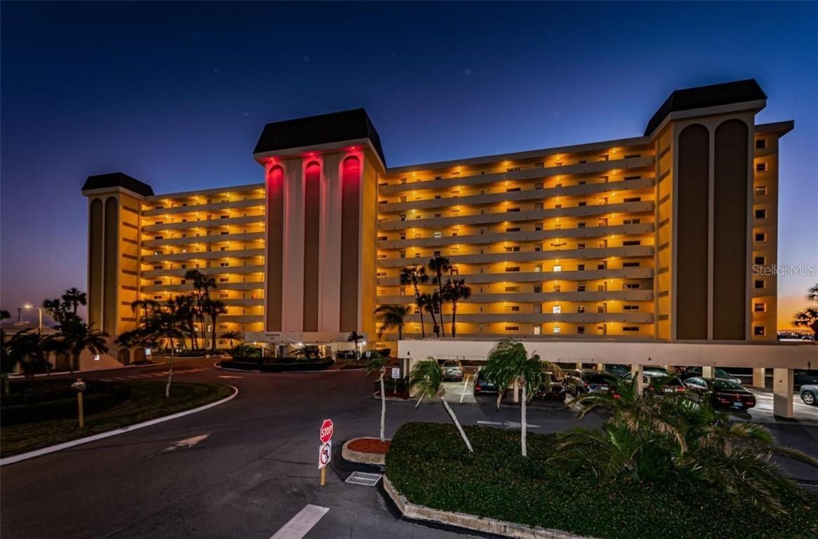 4750 Cove Cir. #605, St Petersburg, FL 33708