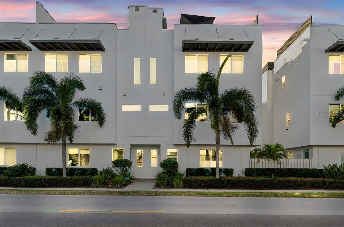 3100 W Paul Ave. #10, Tampa, FL 33611