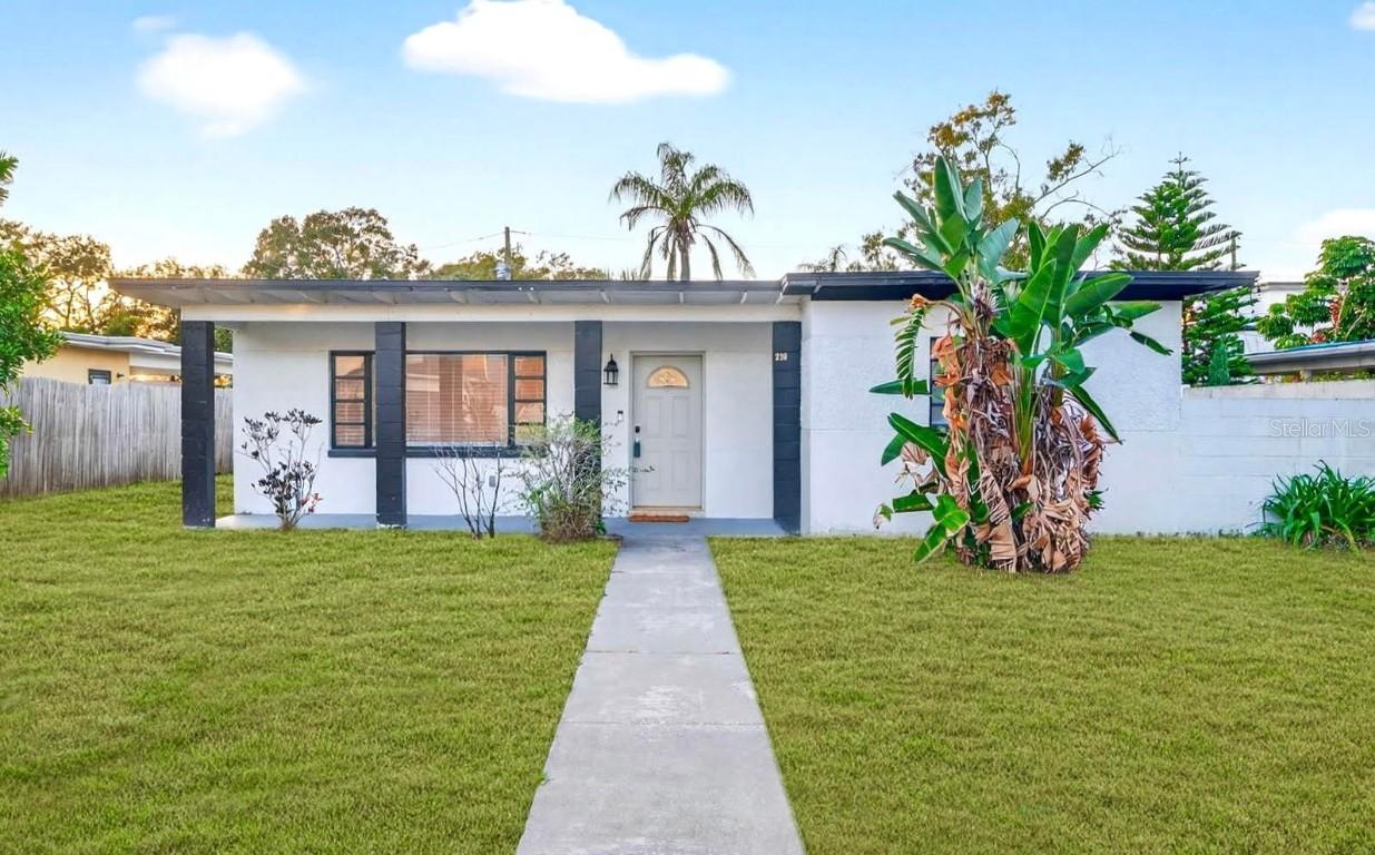 210 N Glen Ave., Tampa, FL 33609