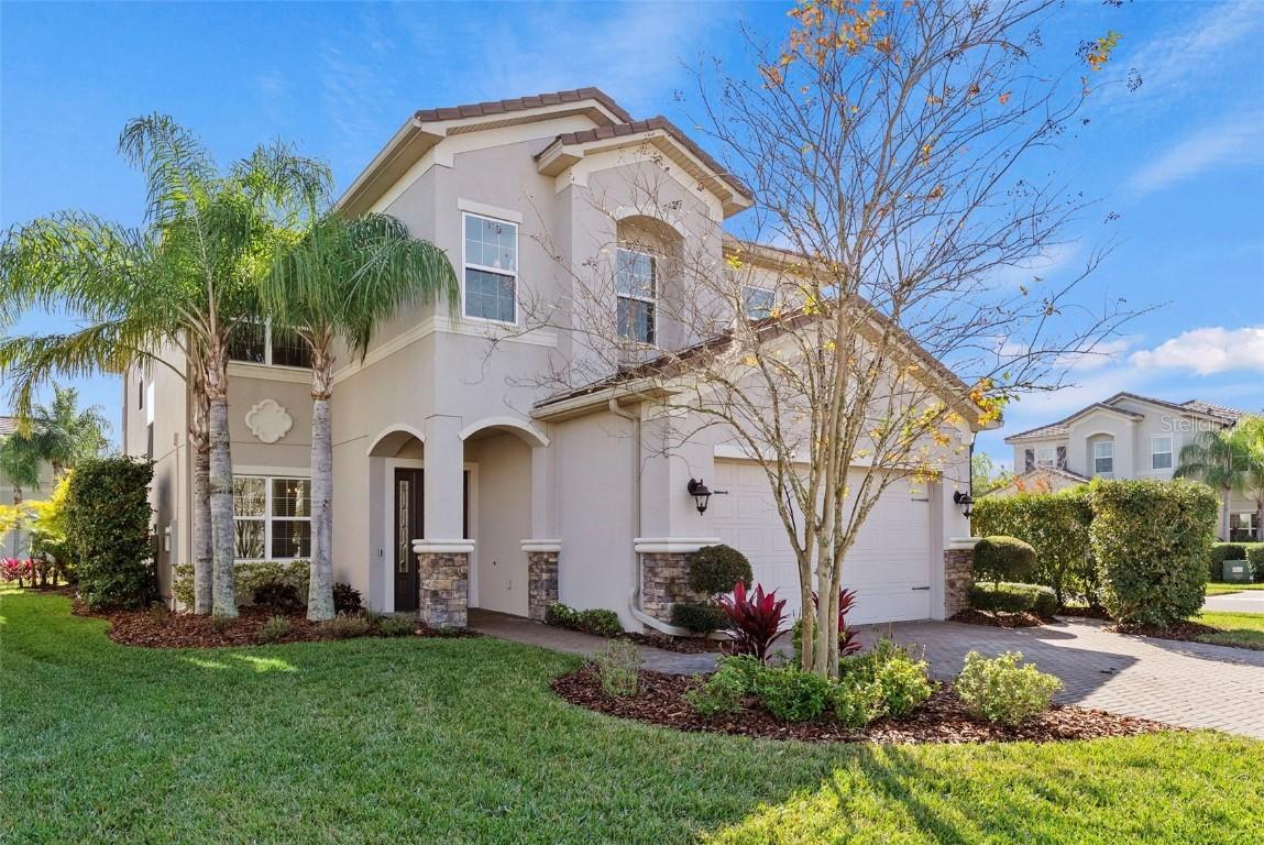 2082 Scholartree Way, Wesley Chapel, FL 33543