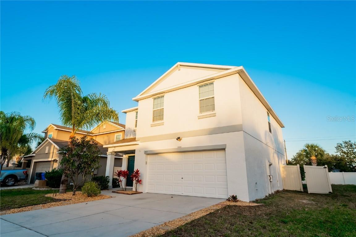 253 Cascade Bend Dr., Ruskin, FL 33570