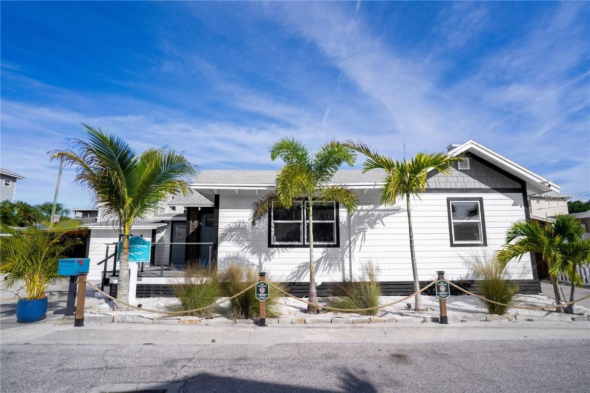 126 90th Ave., Treasure Island, FL 33706