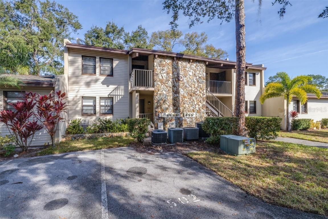 1000 Tarpon Woods Blvd. #503, Palm Harbor, FL 34685