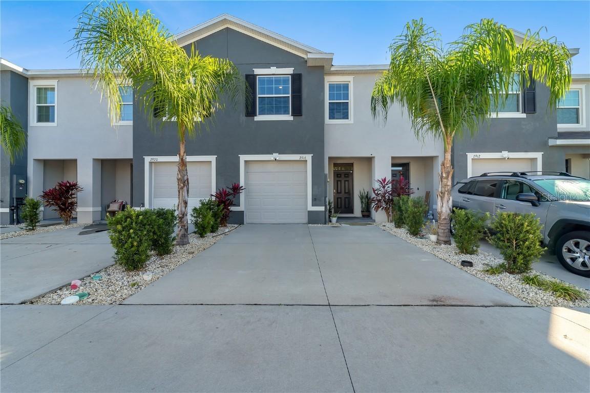 2916 Peony Prairie Ln., Wesley Chapel, FL 33543